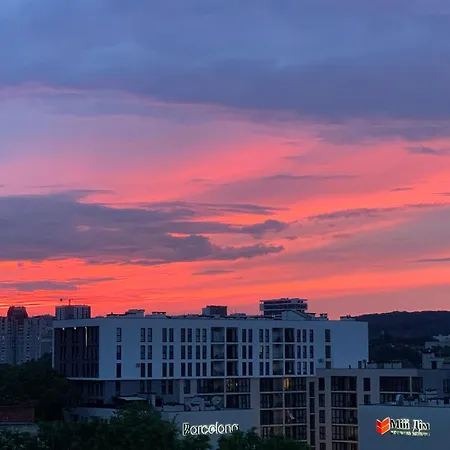 Apartment Aparts Citi просторо та комфортно